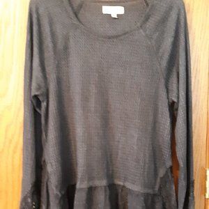DARK GRAY WAFFLE WEAVE WITH RUFFLED HEM SIZE XL